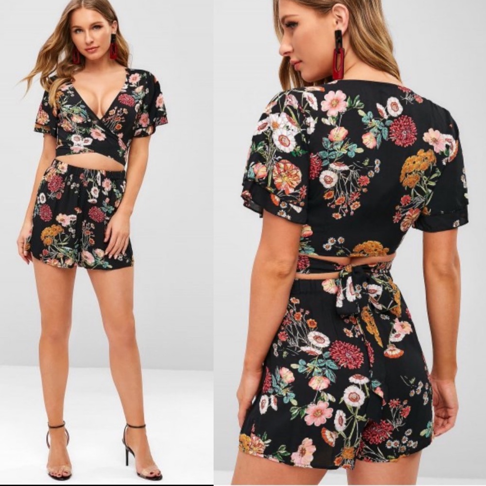 NWT Zaful Floral Print Wrap Top & Shorts Set Small